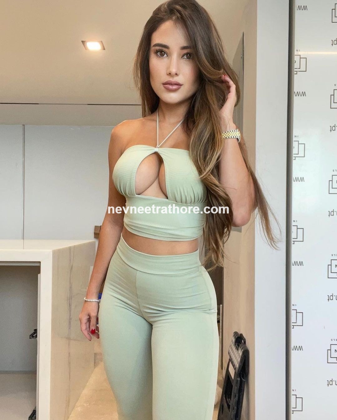 female Call Girls in Zirakpur